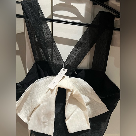 Anthropologie Black and White Bow Top - Picture 2 of 3